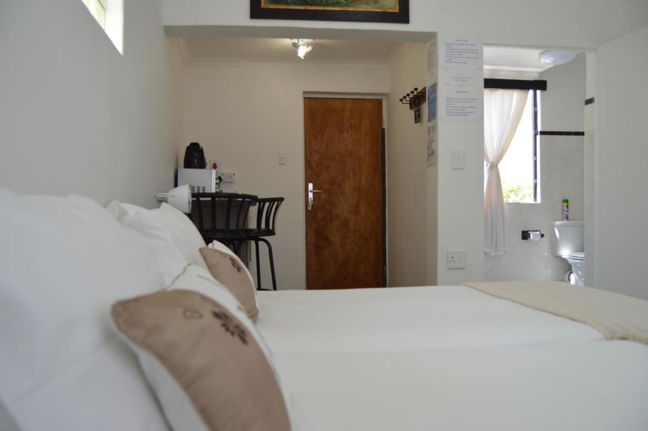 Villelodge Accommodation Lüderitz Exterior foto